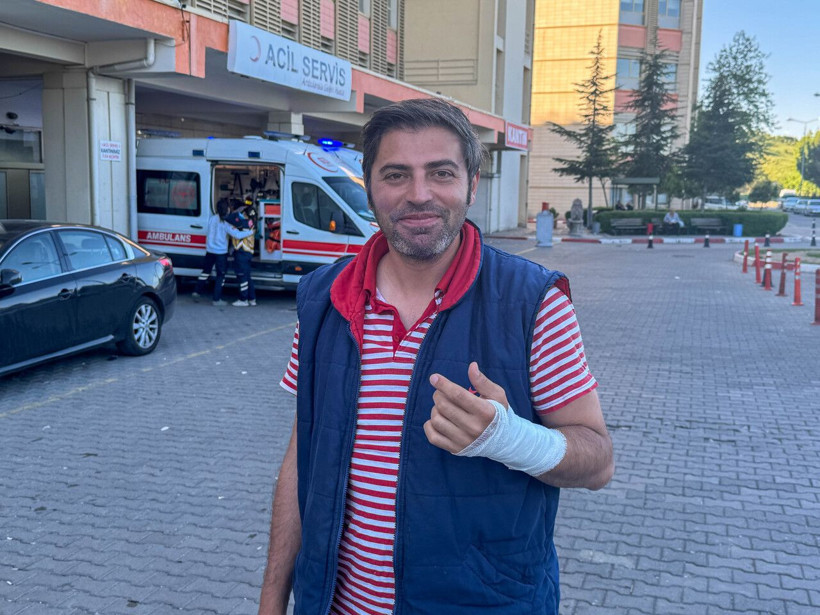 Bayram geleneği yine bozulmadı: 'Acemi Kasaplar' hastanelik oldu - Resim: 16