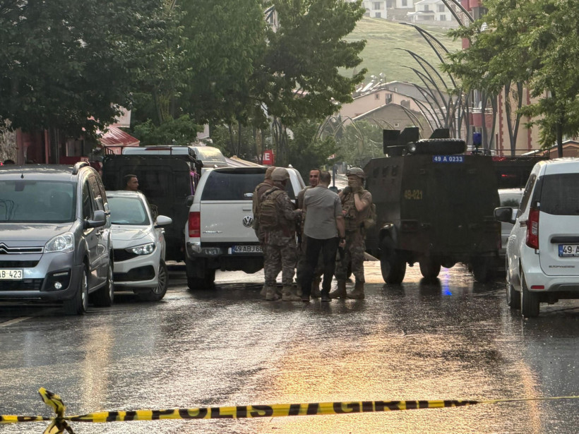 'Teslim Ol' çağrısına kurşunla karşılık verdi: Muş'taki dehşet evinde feci son - Resim : 3