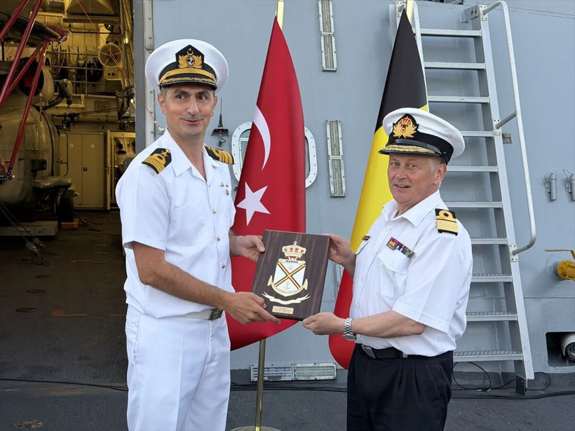 Milli savaş gemisi TCG Burgazada, Belçika'da ziyaretçilerini ağırlayacak - Resim : 2