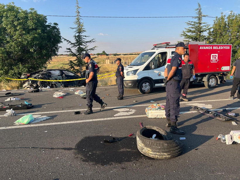 Kilometreler kala kahreden ölüm: Gurbetçi aile yok oldu - Resim: 10