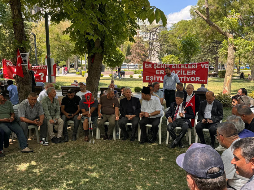 Mansur Yavaş şehit aileleri ve gazilere destek: Güvenpark'ta ziyaret etti - Resim : 2