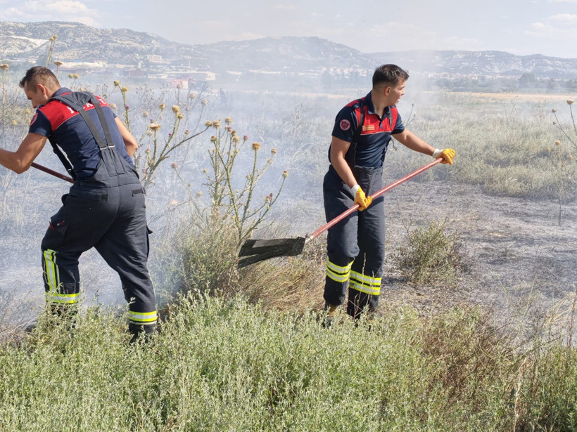 Burdur'da 20 dekarlık alan küle döndü - Resim : 1