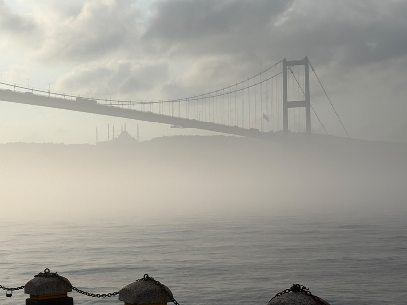 İstanbul Boğazı'nda trafik durdu: Seferler iptal edildi - Resim : 1