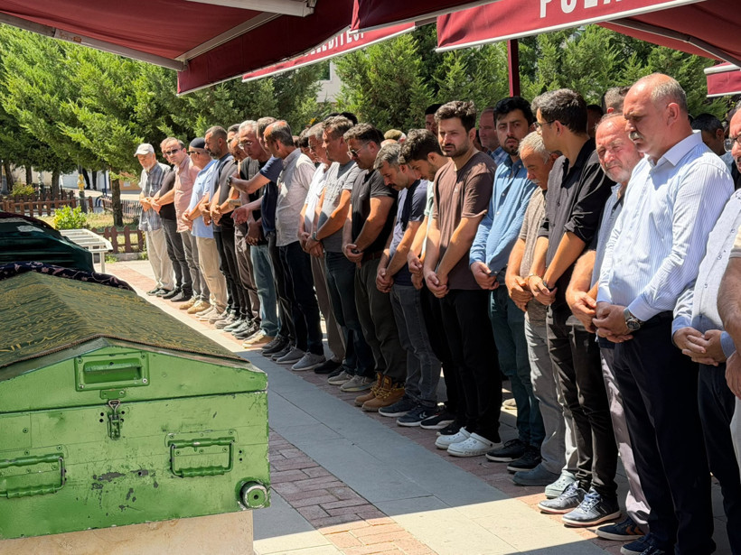Ankara’daki kazada yürek detay: Medine öğretmen Muş’a atamıştı. Son yolculuğuna uğurlandı - Resim : 1