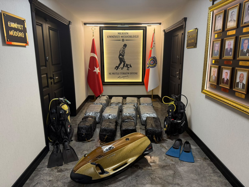 Brezilya’dan Mersin’e uzanan zehir rotası: Dalgıçlar su altında yakaladı - Resim : 1