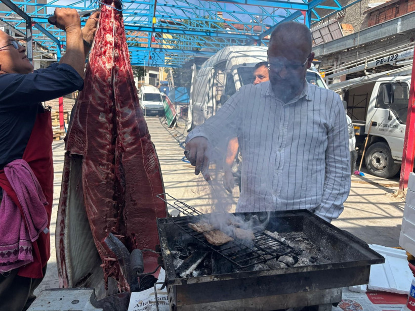Kilosu 350 TL'den peynir ekmek gibi satıldı: 160 kiloluk ürün şaşırttı - Resim: 1