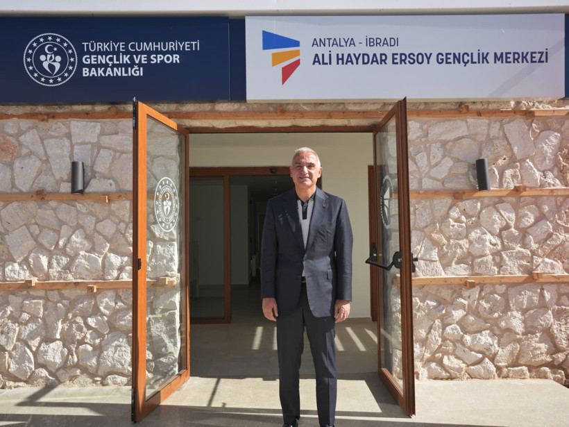 Kültür ve Turizm Bakanı Mehmet Nuri Ersoy Antalya'da iki yeni eserin açılışını yaptı - Resim : 6