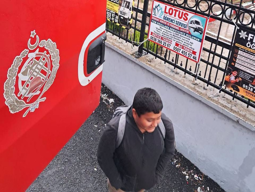 Okula giden öğrencilerin imdat çığlığı: Antakya’da yollar göle döndü - Resim: 5
