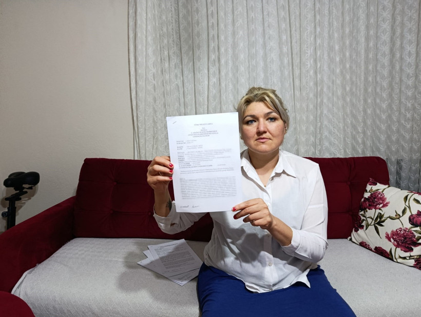 Anket için adını soy adını verdi, maaşına haciz konuldu - Resim : 1