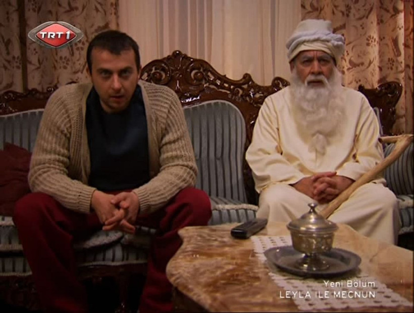 Leyla ile Mecnun’un Aksakallı Dede’si Köksal Engür’ü vefatının 3. yılı - Resim: 13