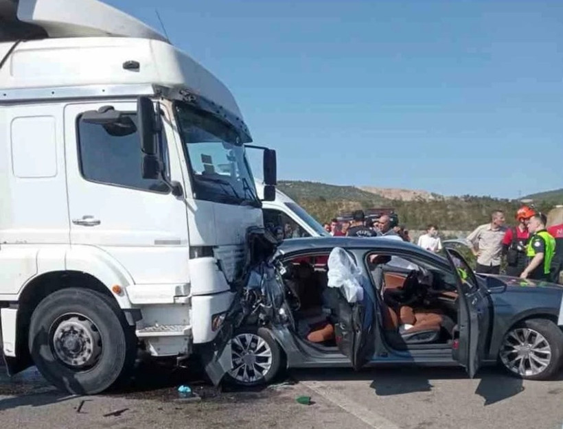 Nakşibendi cemaatinin önde gelen isminden feci kaza: Eşi hayatını kaybetti - Resim : 1
