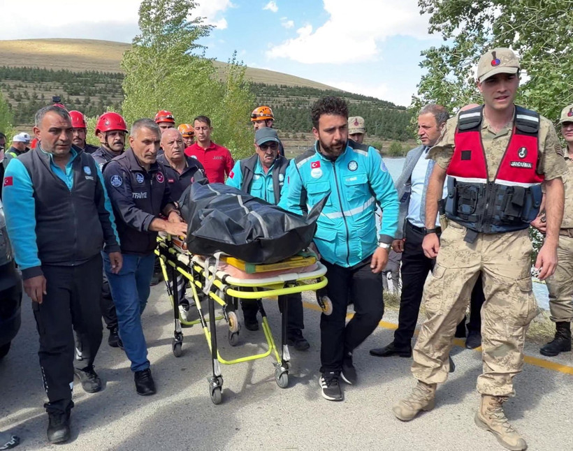 Son sözleri "hatıra kalsın” oldu: 28 yaşındaki Mustafa gölette boğuldu - Resim: 3