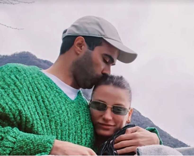 Serenay Sarıkaya ve Mert Demir yazın evleniyor mu? Havalimanında yakalandı, bakın ne dedi? - Resim: 13