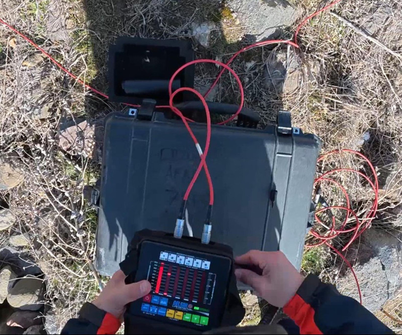 Çöken çatıda zamana karşı yarış: Enkaz altında can pazarı: Erzurum’da nefes kesen anlar - Resim: 2