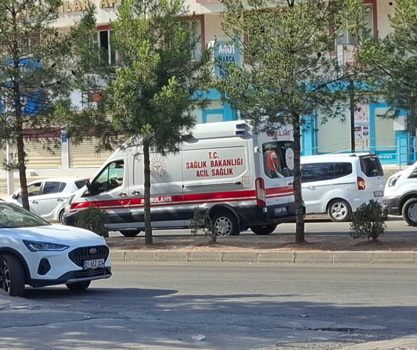 Sokak ortasında silahlı saldırıya uğradı: Hastanede can verdi - Resim : 1