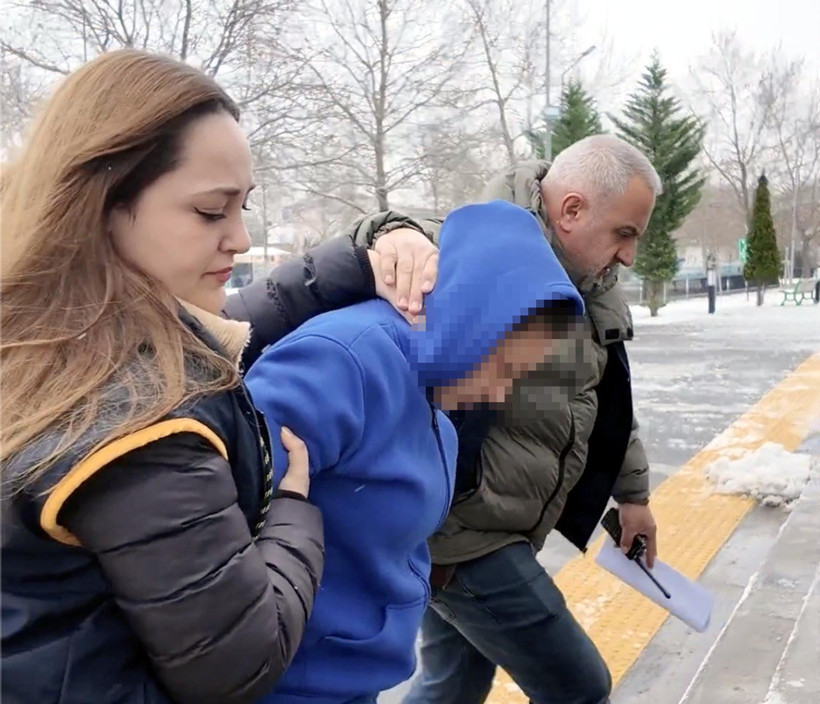 Teyzesini &ouml;ld&uuml;r&uuml;p cesedini yaktı: &Uuml;rperten itiraf her satırı nefes kesti - Resim : 1