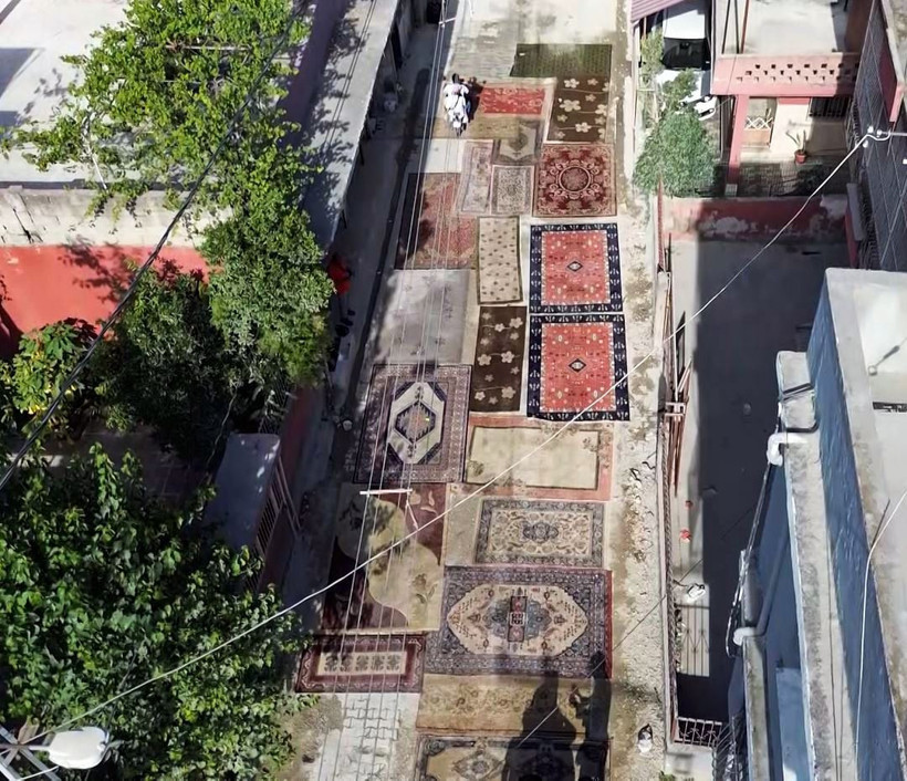 Yola halı serip yetkilileri uyardılar: Adana'da eşi benzeri olmayan protesto - Resim: 2