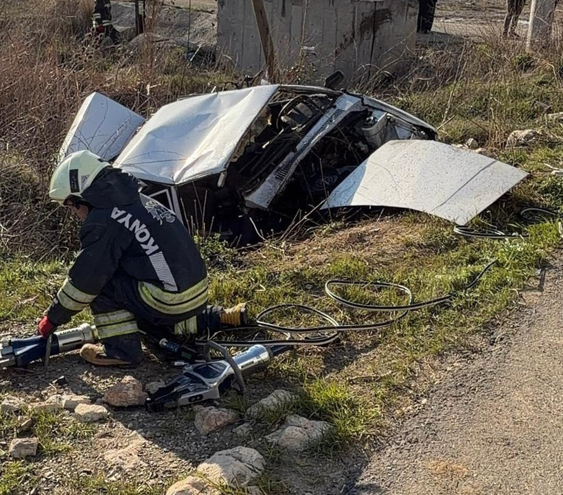 Konya’da korkunç kaza: Otomobil şarampole yuvarlandı… 2 yaralı - Resim : 4
