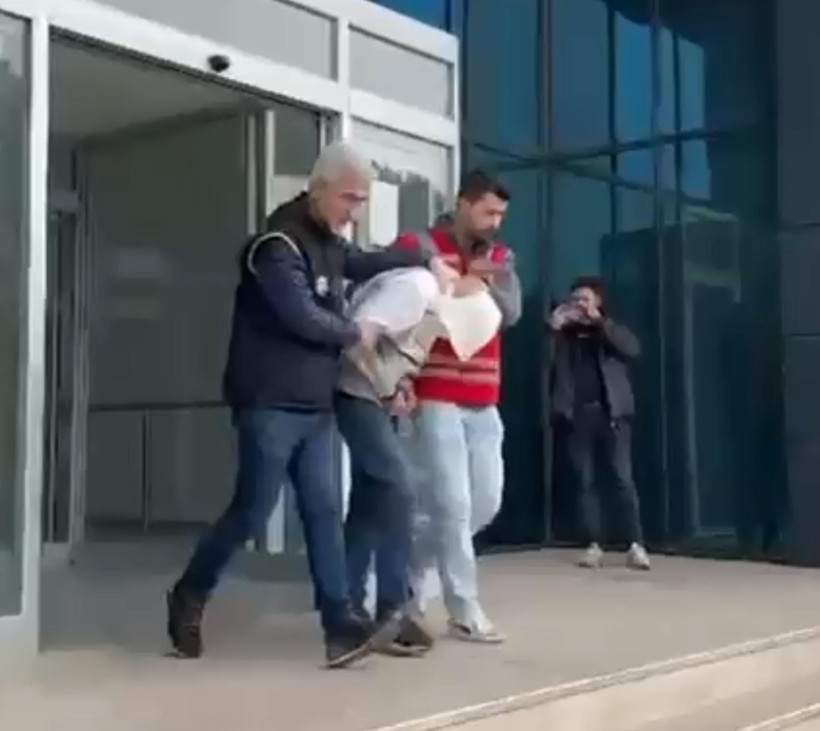 FETÖ yalanı bu kez tutmadı: Altınlarla birlikte yakalandı - Resim : 4