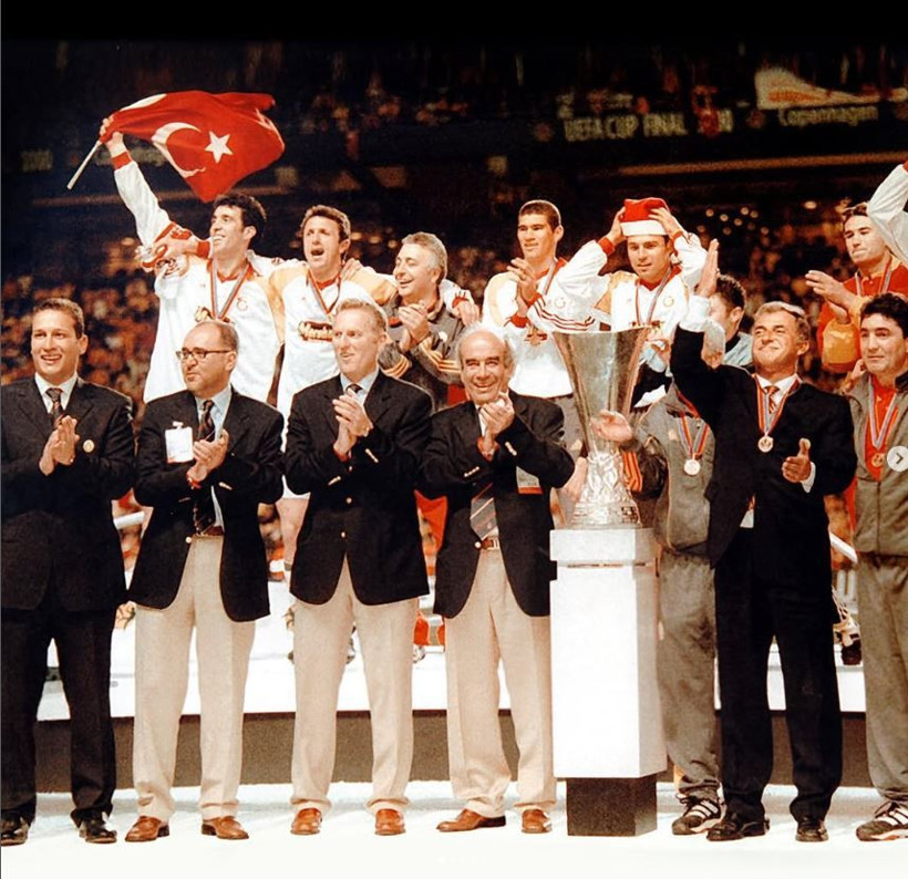 Galatasaray'ın eski başkanı Burak Elmas ve Faruk Süren’in kızı Yelda Elmas boşandı: 25 yıllık evlilik sessizce bitti - Resim: 9