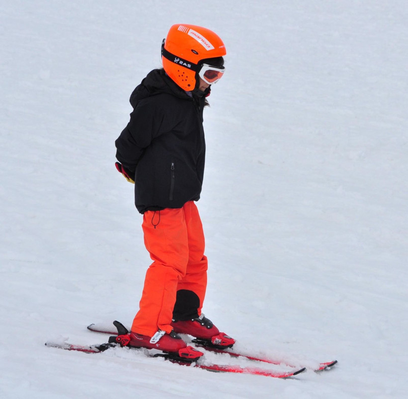 2 bin ilkokul öğrencisi kayakla tanıştı: Kars'ta "Karın Yıldızları Sarıkamış'ta Projesi" - Resim: 8