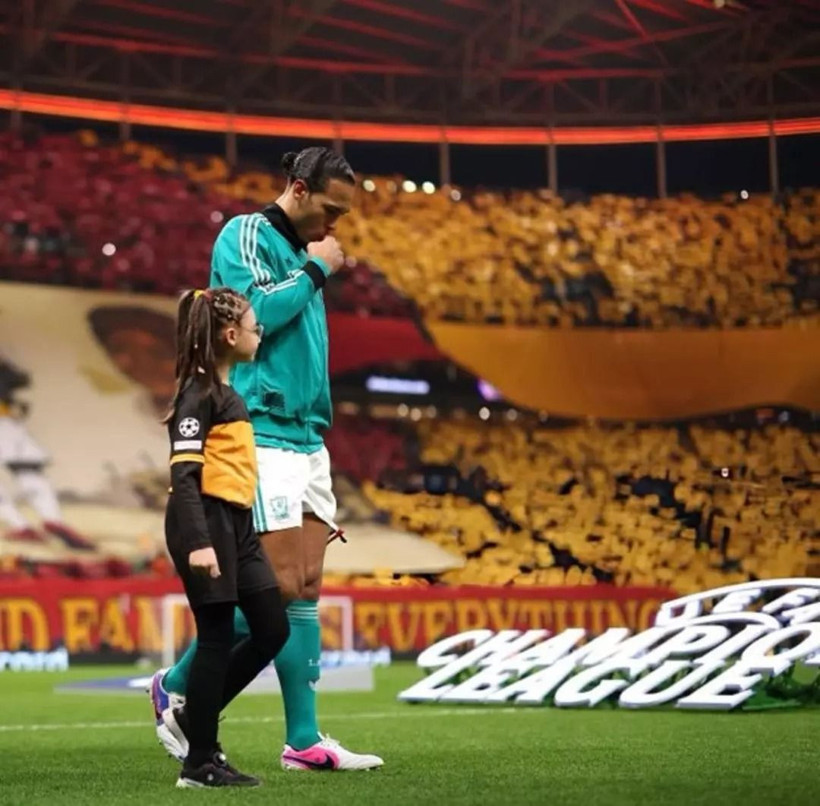 Galatasaray'dan transfer bombası: Liverpool'un yıldızı için gaza bastılar - Resim: 6