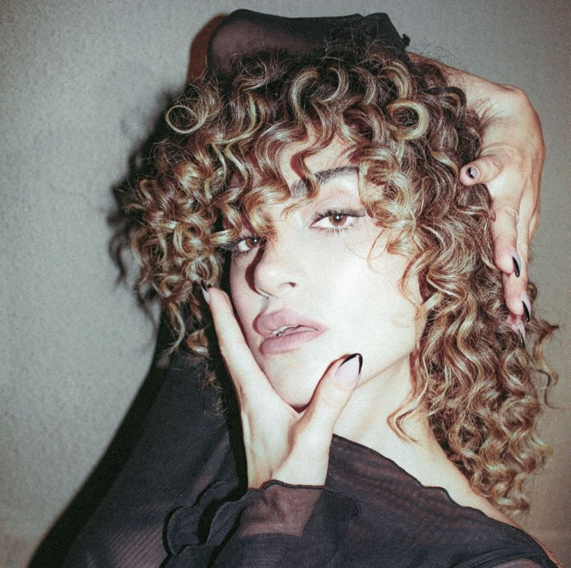 ‘İmparator’ lakaplı İbrahim Tatlıses’in kızı Dilan Çıtak’tan buz dolu fıçıya girdi: Takipçileri hayrete düşürdü - Resim: 7