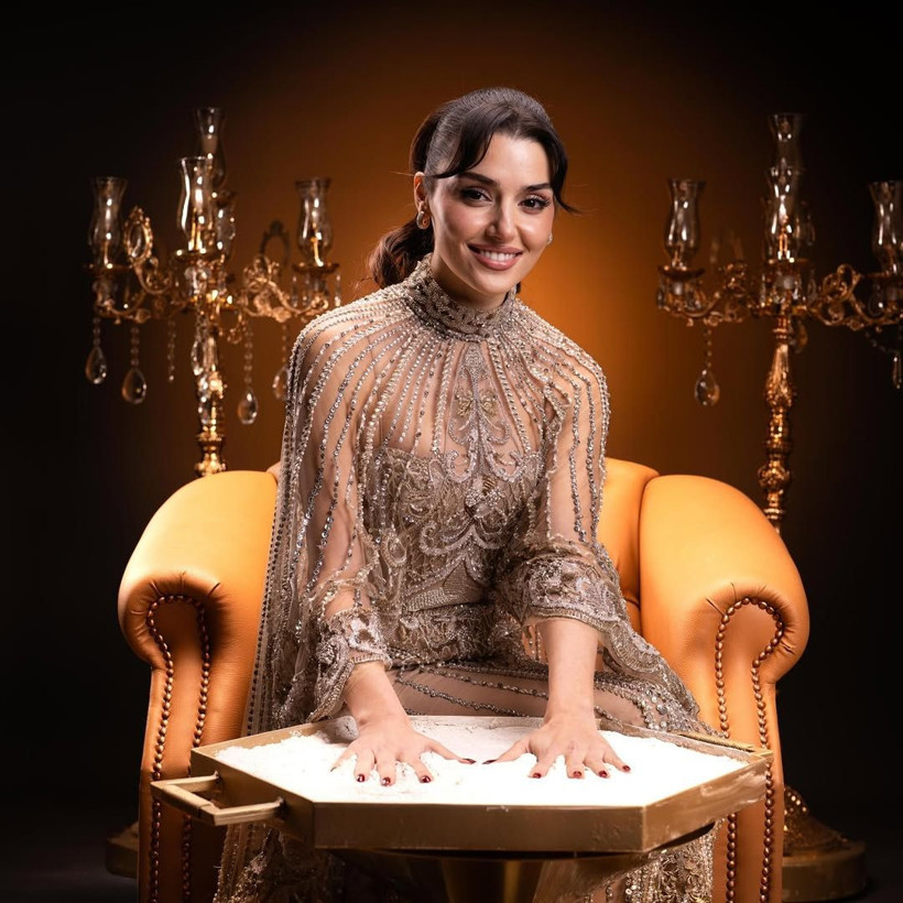 Paris Moda Haftası’nda Hande Erçel fırtınası: Çizmeleri sosyal medyanın diline düştü - Resim: 6