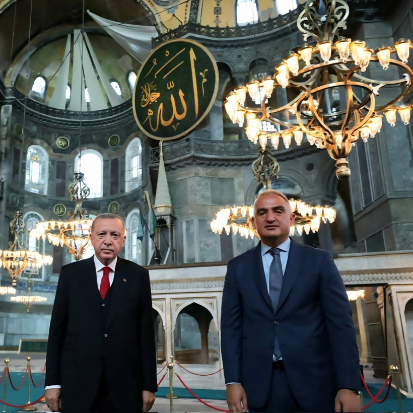 Bakan Ersoy'dan Ayasofya paylaşımı - Resim : 2