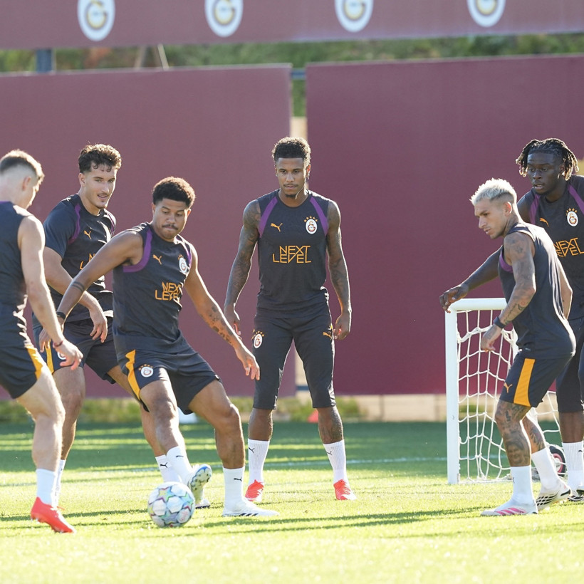 Galatasaray'da Sporting mesaisi sürüyor - Resim : 2