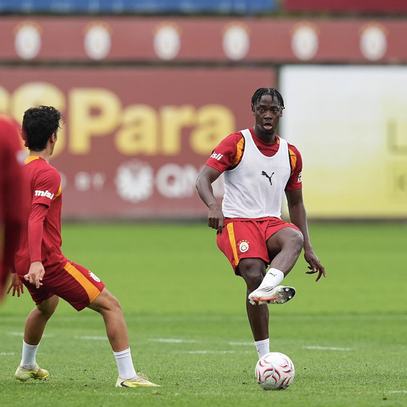 Galatasaray'da neşter vuruldu: iki yıldız oyuncuya yolun sonu gözüktü - Resim : 1