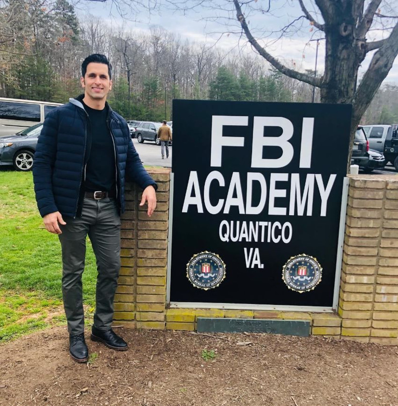 Ayrılık da Sevdaya Dahil’in Neslihan’ı Yasemin Kay Allen eski FBI Ajanı Erdal Kaya ile Las Vegas’ta sessiz sedasız evlendi: Gelinliği tam not aldı... - Resim: 28