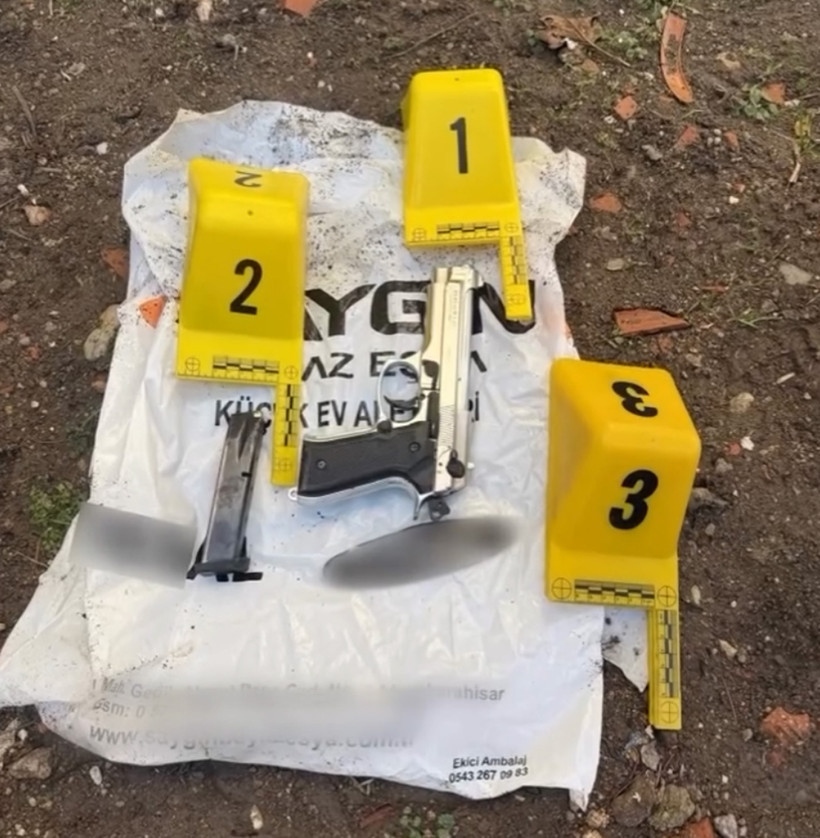 Biber Gazı ve tabancalı soyguncuları yakaladı: Gaspçılar Afyon'da yakalandı - Resim : 6