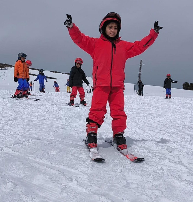 2 bin ilkokul öğrencisi kayakla tanıştı: Kars'ta "Karın Yıldızları Sarıkamış'ta Projesi" - Resim: 2