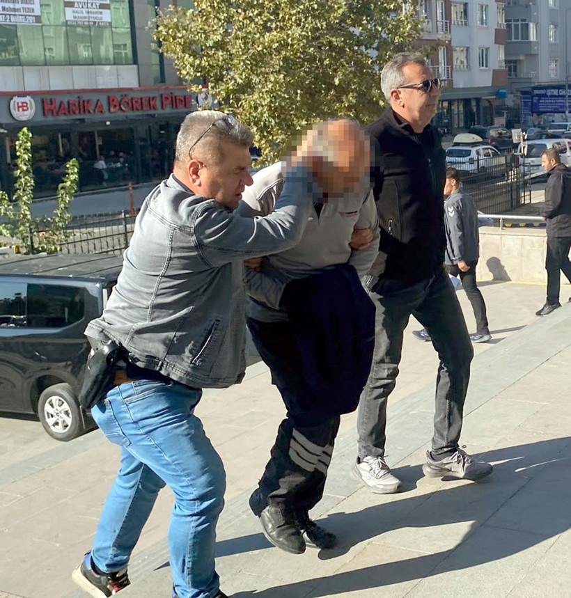 Maskenin ve oyuncak tabancanın sırrı çözüldü: Kuyumcuda film gibi anlar yaşanmıştı - Resim: 6