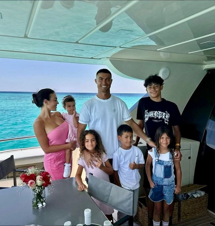 Cristiano Ronaldo’nun eşi Georgina Rodríguez’den samimi itiraf: Garsonluktan patronluğa uzanan yol - Resim: 11