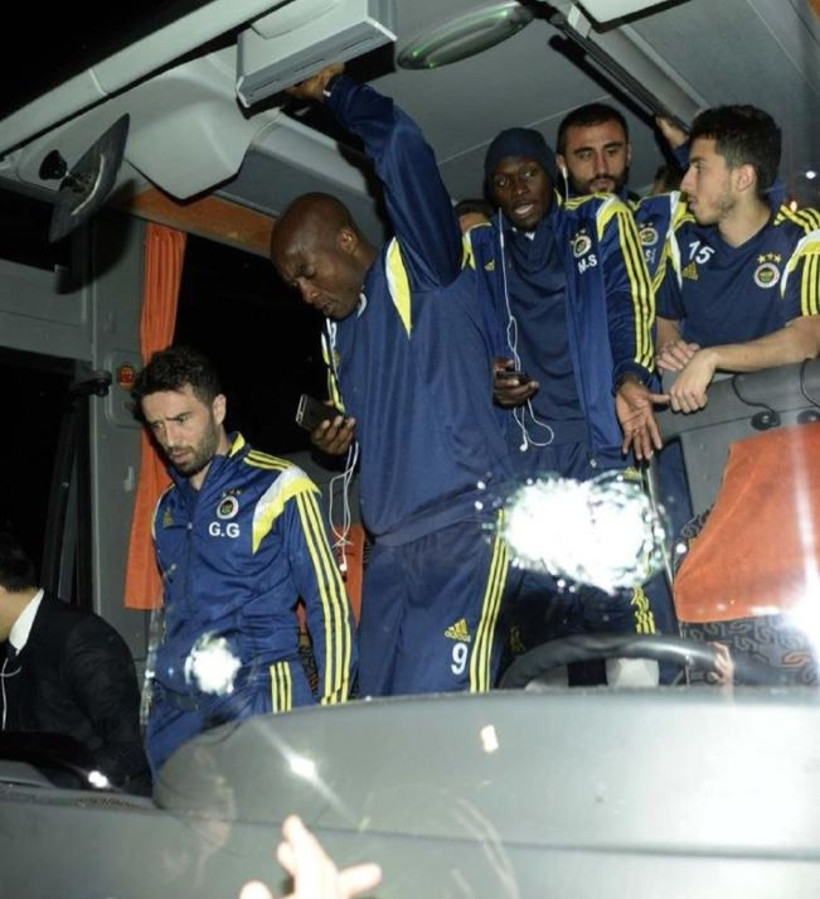 Fenerbahçe'den takım otobüsüne saldırı dosyasına ilişkin açıklama - Resim : 3