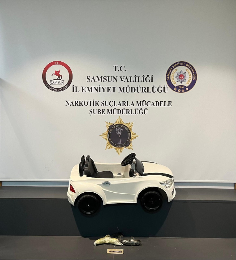 Samsun’da çocuk arabasından uyuşturucu çıktı - Resim : 1