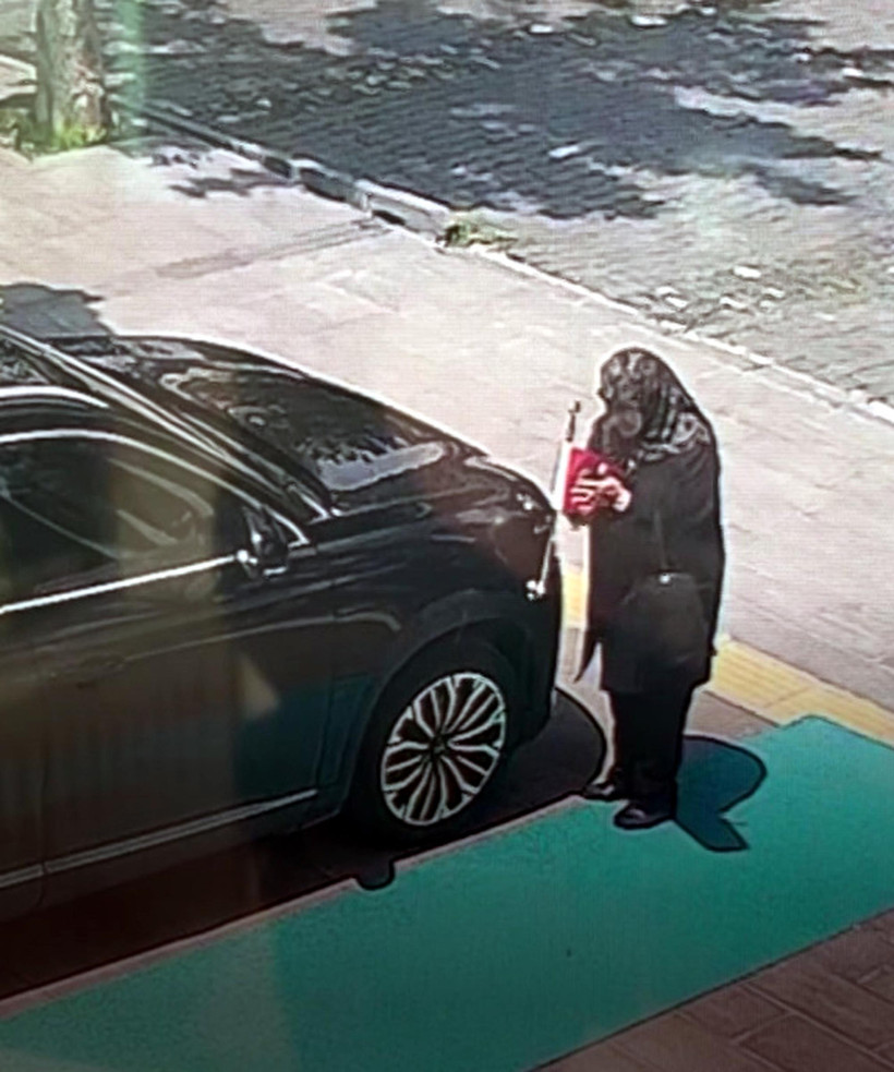Bir il bu görüntüyü konuştu: İşte Türkiye’yi ağlatan o teyze - Resim : 2