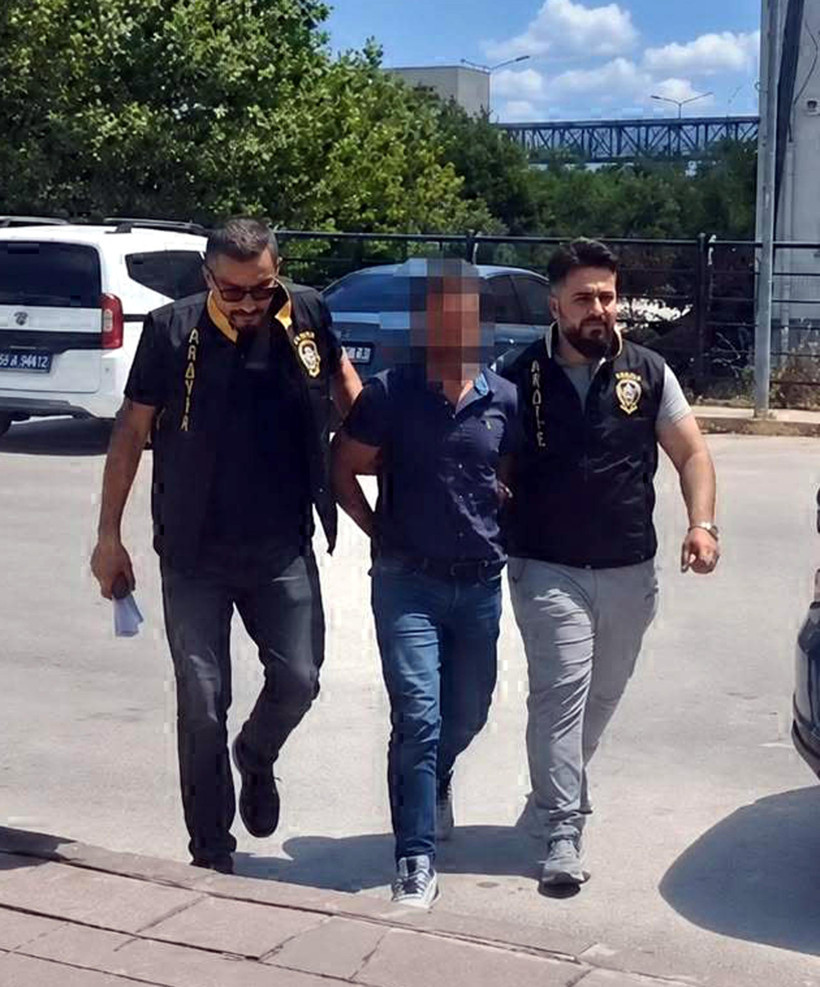 Cani adam eşini 'Düştü' deyip hastaneye getirdi: Yatağın altındaki kanlı keser vahşeti belgeledi - Resim : 1
