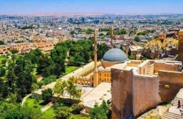 Türkiye'de yaşam süresi en uzun olan il belli oldu. Yaşadığınız şehirde insan ömrü bakın kaç sene - Resim: 20