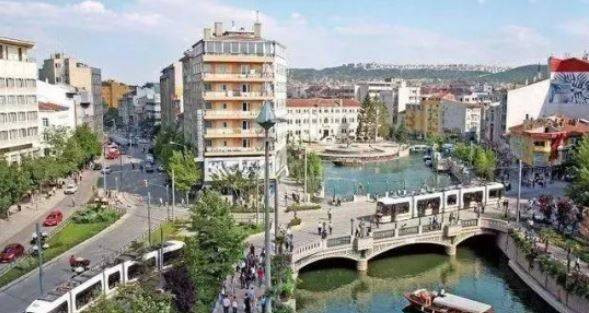 Türkiye'de yaşam süresi en uzun olan il belli oldu. Yaşadığınız şehirde insan ömrü bakın kaç sene - Resim: 27