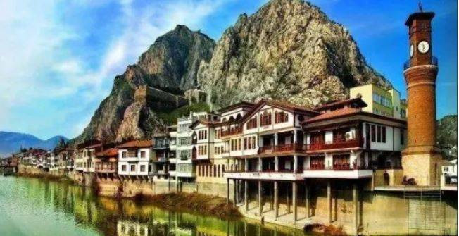 Türkiye'de yaşam süresi en uzun olan il belli oldu. Yaşadığınız şehirde insan ömrü bakın kaç sene - Resim: 37