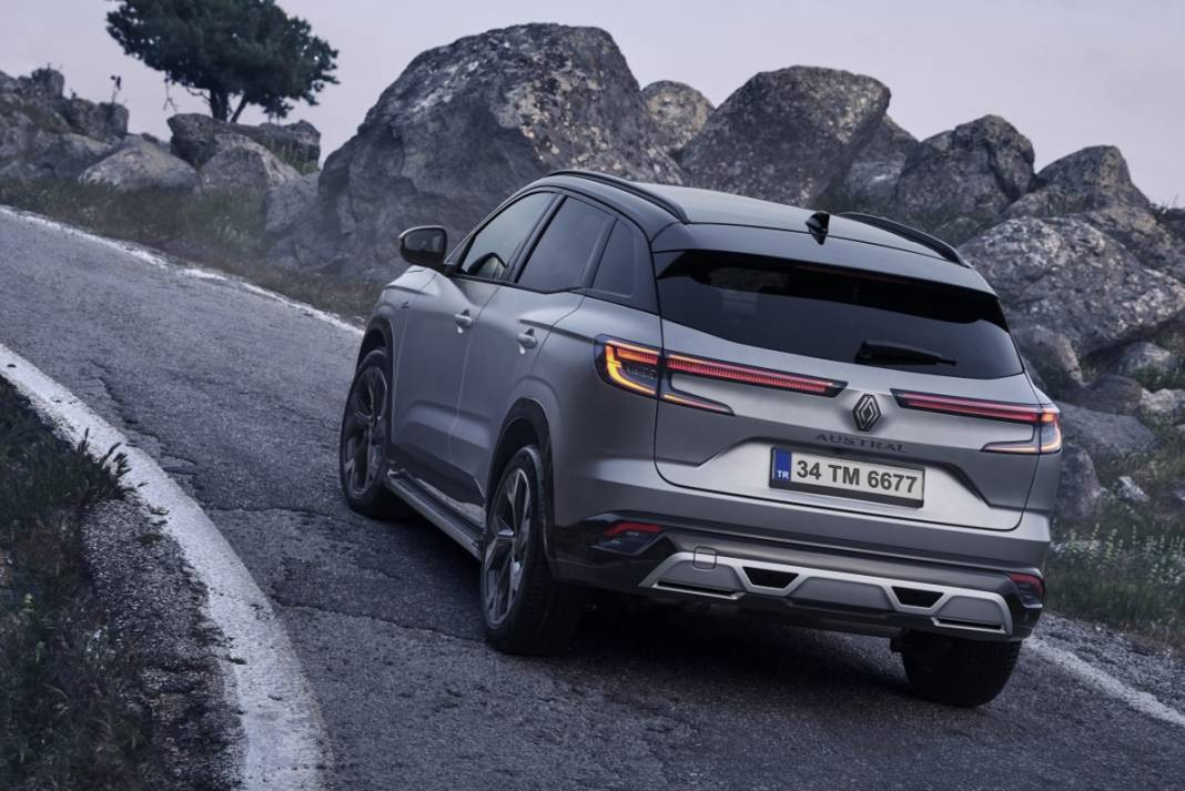 Renault’tan fiyat artırımı! Clio’dan Megane’a Captur’dan Taliant’a… İşte otomobillerin güncel yeni listesi - Resim: 6