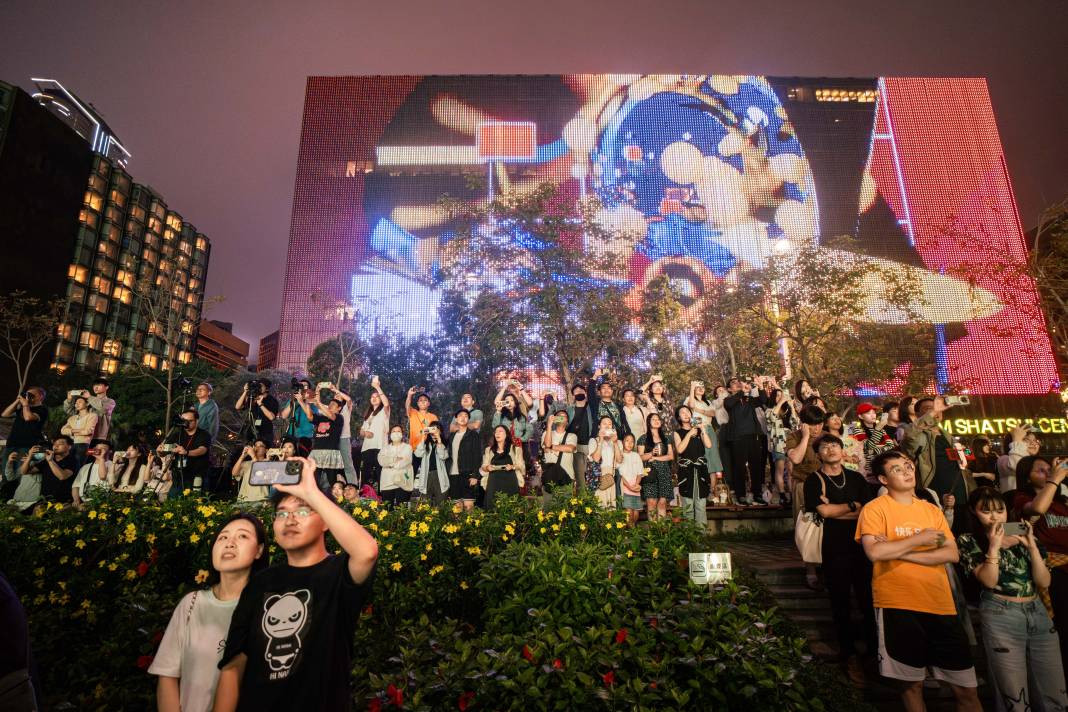Hong Kong'da 1 Mayıs ve 'altın hafta' kutlamaları - Resim: 2