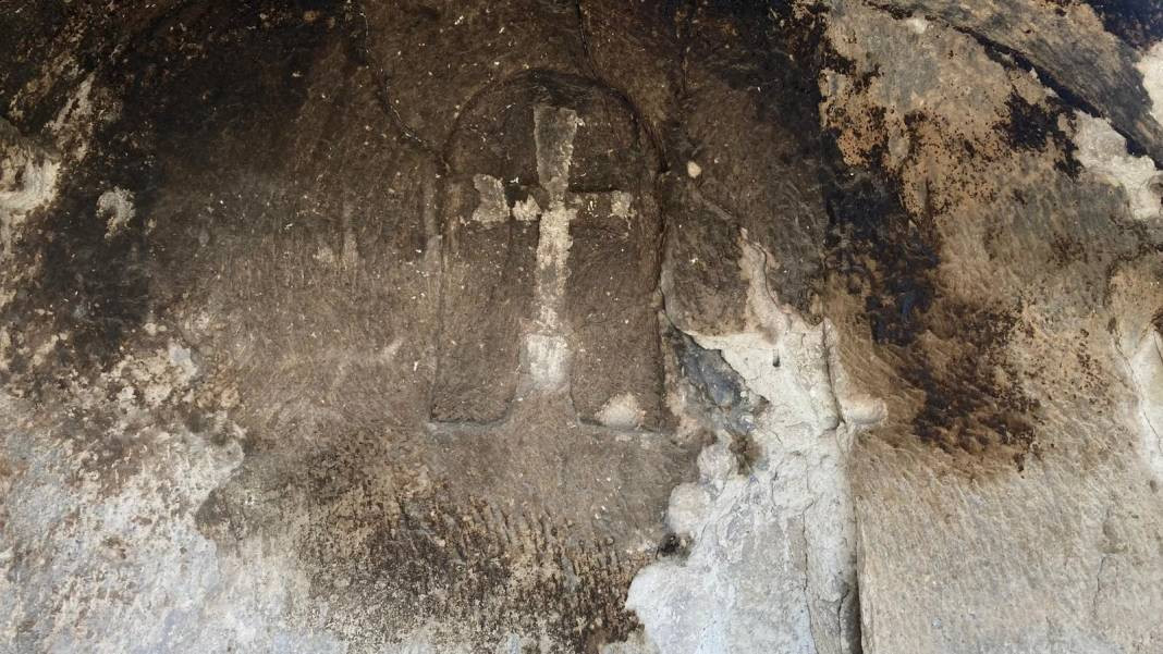 Mahkemeağcin köyünde bir tarih yatıyor! 7 ve 8’inci yüzyıldan kalma... - Resim: 1
