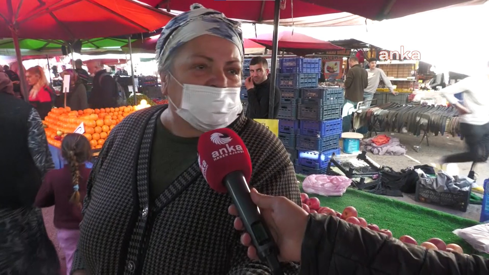 Uçan ekonomimizin göstergesi: Çürük sebze meyveleri belediye değil vatandaş topluyor - Resim: 8