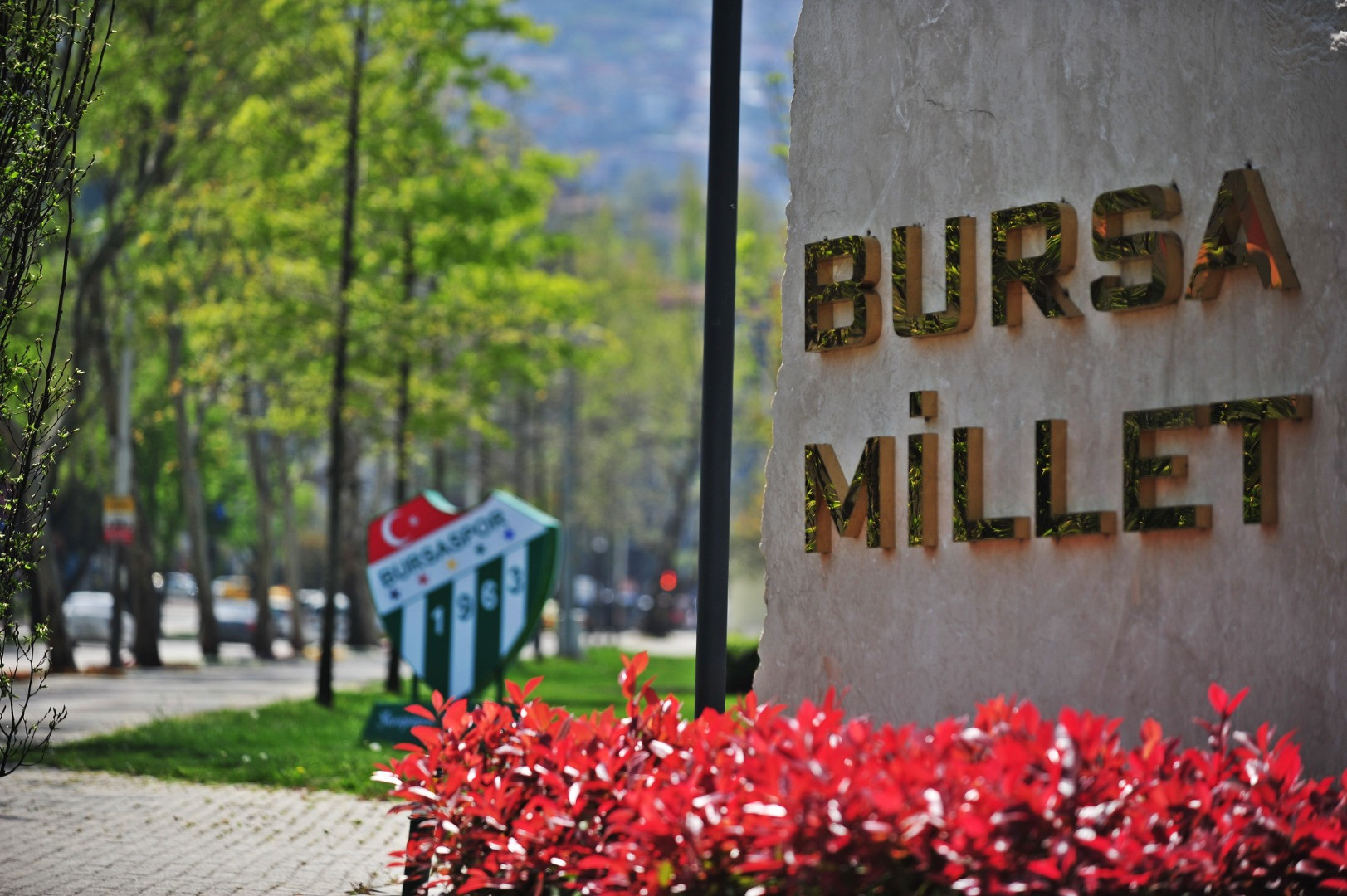 Millet bahçesi tabelasındaki M harfini çaldı, 35 liraya sattı. Harf hırsızının 7 yıl hapsi isteniyor - Resim: 3