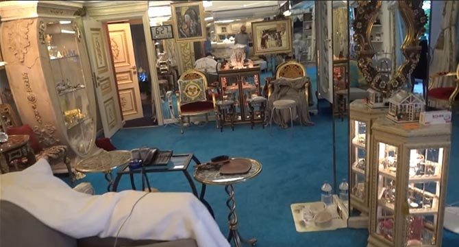 Dünyaca ünlü kişi oturacak. Adnan Oktar'ın villası satıldı - Resim: 18