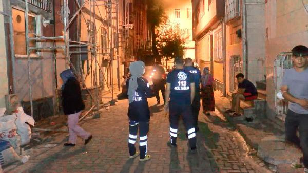 Fatih'te bir kadın gece yarısı ortalığı ayağa kaldırdı - Resim : 3